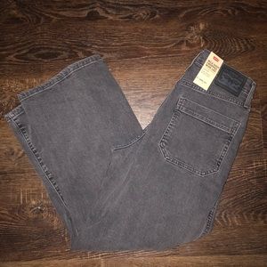 Levi’s - cropped wide leg